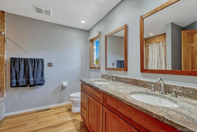 7909 S Poplar Way, Centennial, CO 80112