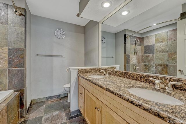 7909 S Poplar Way, Centennial, CO 80112