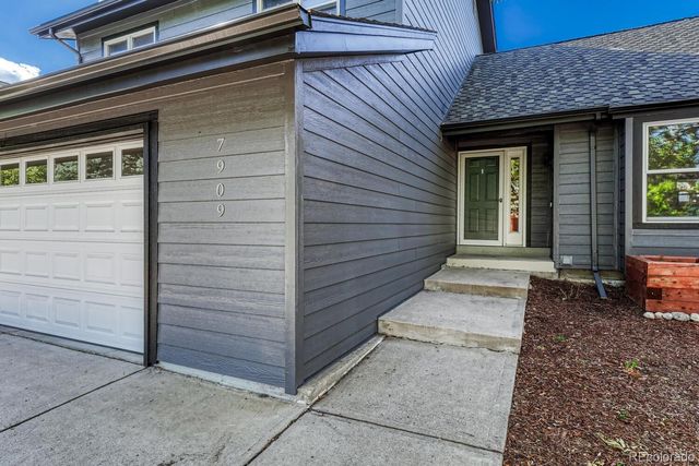 7909 S Poplar Way, Centennial, CO 80112