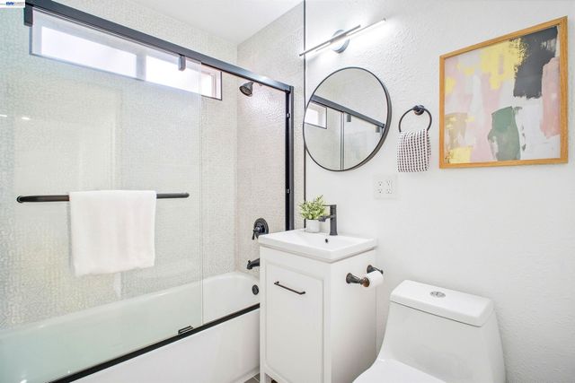 1497 Via Manzanas, San Lorenzo, CA 94580