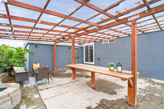 1497 Via Manzanas, San Lorenzo, CA 94580