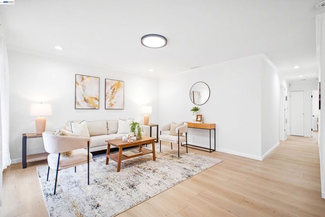 1497 Via Manzanas, San Lorenzo, CA 94580