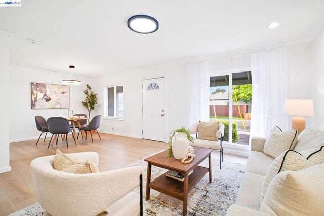 1497 Via Manzanas, San Lorenzo, CA 94580