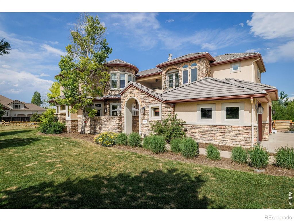 8584 Summerlin Place, Longmont, CO 80503