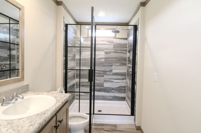 1143 Nimm Rd, Red Boiling Springs, TN 37150