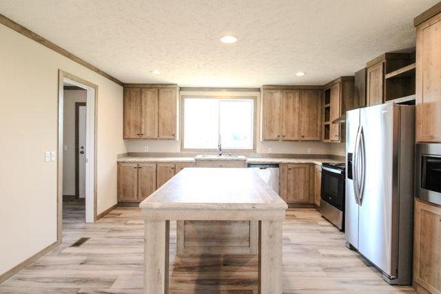 1143 Nimm Rd, Red Boiling Springs, TN 37150