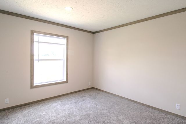 1143 Nimm Rd, Red Boiling Springs, TN 37150