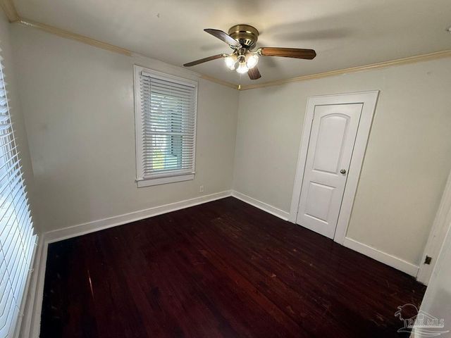 1120 Barcia Dr, Pensacola, FL 32503