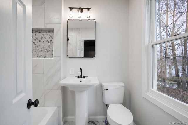 24 Amazon Road, Carmel, NY 10512