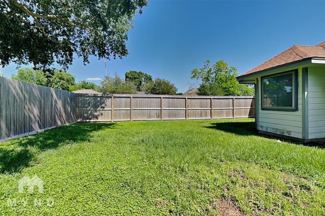 10002 Green Valley Lane, Houston, TX 77064