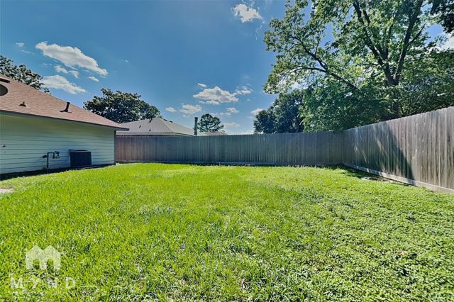 10002 Green Valley Lane, Houston, TX 77064