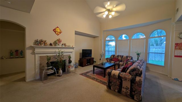 2638 Long Leaf Drive, Sugar Land, TX 77478