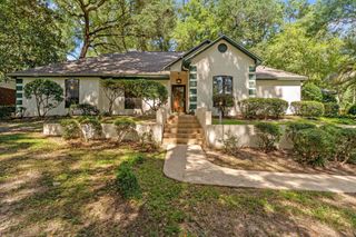 3909 Royal Oaks Drive, Tallahassee, FL 32309