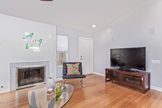 5210 W JUPITER Way N, Chandler, AZ 85226