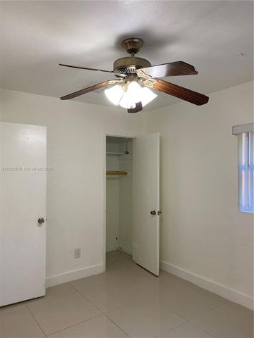 6234 Hayes St, Hollywood, FL 33024