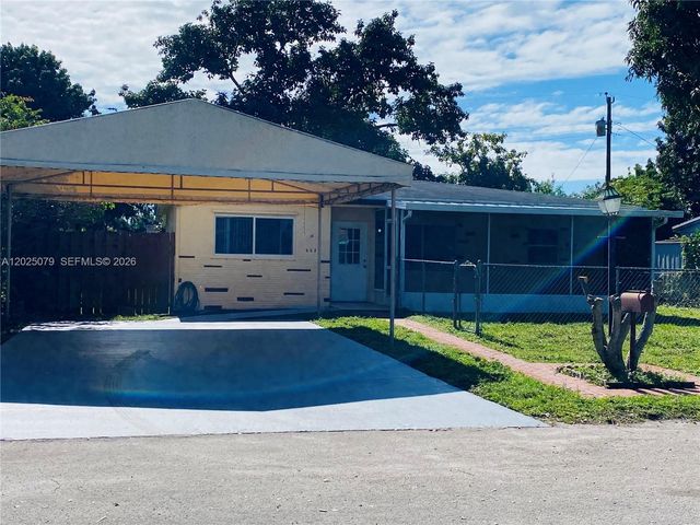 6234 Hayes St, Hollywood, FL 33024