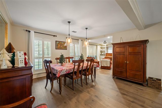 12322 Queensbury Lane, Houston, TX 77024