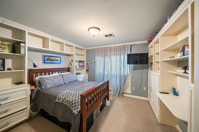 12322 Queensbury Lane, Houston, TX 77024