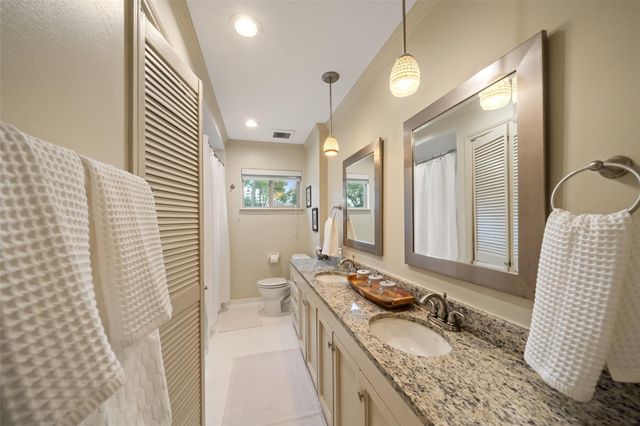 12322 Queensbury Lane, Houston, TX 77024