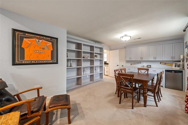 12322 Queensbury Lane, Houston, TX 77024