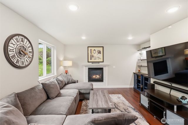 1521 Bertha Avenue NW, Bremerton, WA 98312