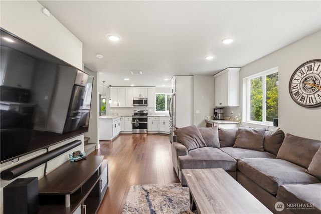1521 Bertha Avenue NW, Bremerton, WA 98312