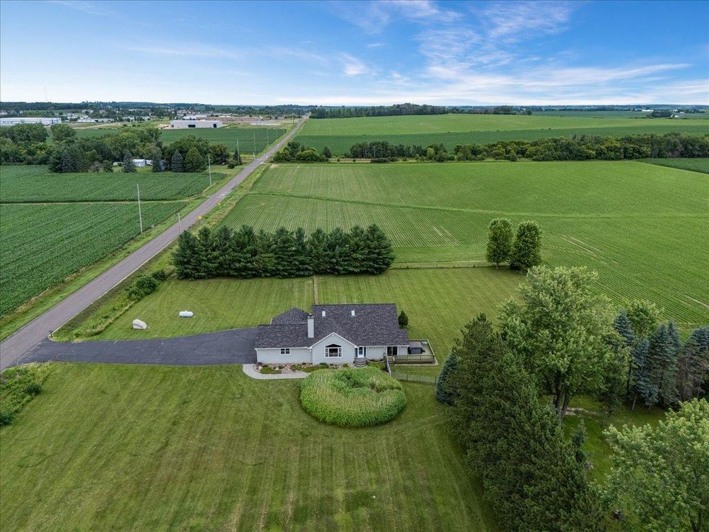 811 130th Street, Warren Twp, WI 54023