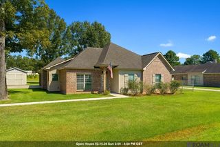 19234 Plantation Trace Dr, Livingston, LA 70754