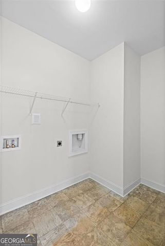 4493 Thach Avenue, Sugar Hill, GA 30518