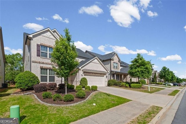 4493 Thach Avenue, Sugar Hill, GA 30518