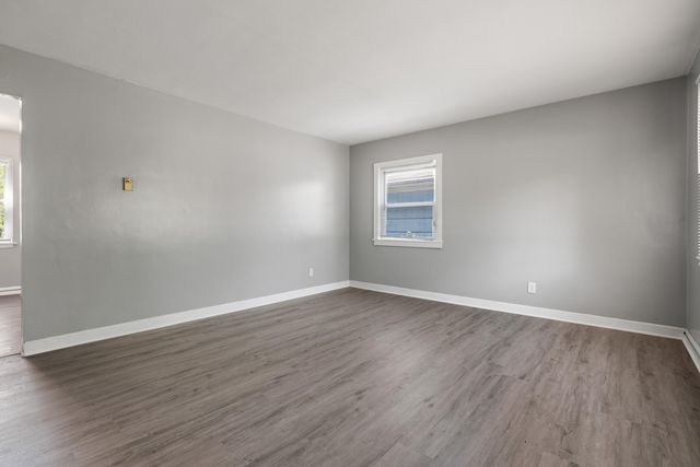 7520 Chestnut Avenue, Hammond, IN 46324