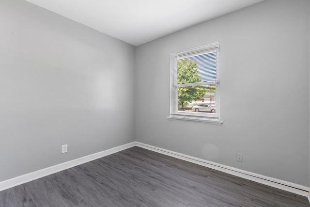 7520 Chestnut Avenue, Hammond, IN 46324