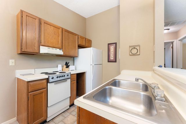 48 Rasso Way 65, Kimberling City, MO 65686