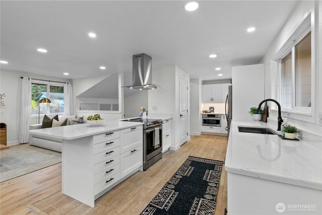 6104 145th Street SW, Edmonds, WA 98026