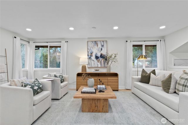 6104 145th Street SW, Edmonds, WA 98026