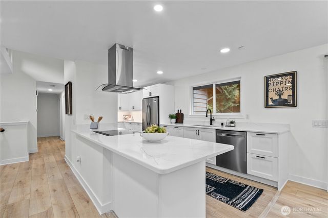 6104 145th Street SW, Edmonds, WA 98026