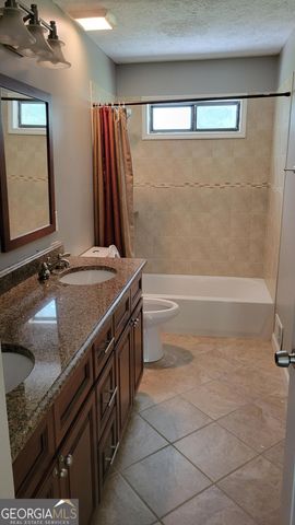 1238 Dunbrooke Lane, Dunwoody, GA 30338