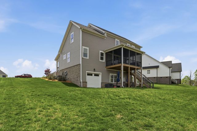 912 Equestrian Drive, Soddy Daisy, TN 37379