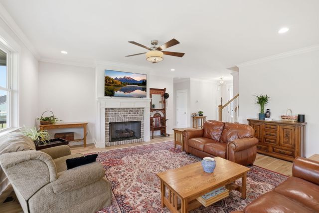 912 Equestrian Drive, Soddy Daisy, TN 37379