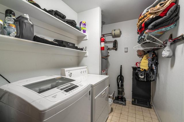 1206 Morning Drive, Santa Fe, NM 87507