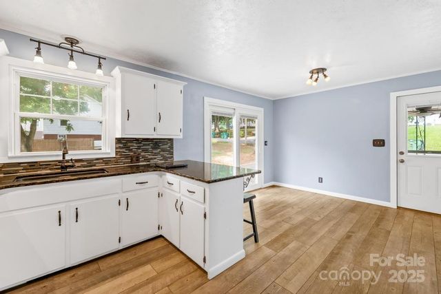 1300 Montgomery Avenue, Albemarle, NC 28001