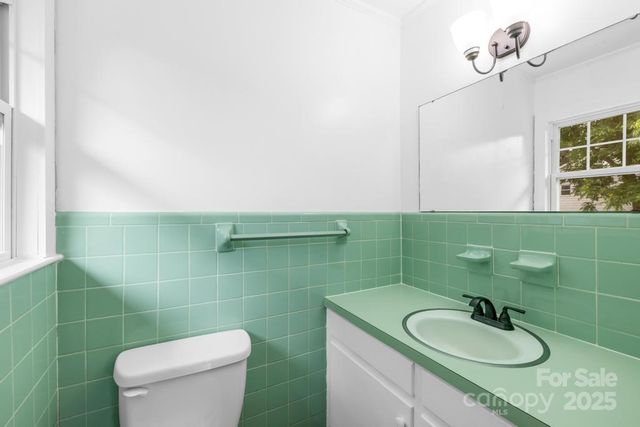 1300 Montgomery Avenue, Albemarle, NC 28001