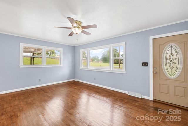 1300 Montgomery Avenue, Albemarle, NC 28001