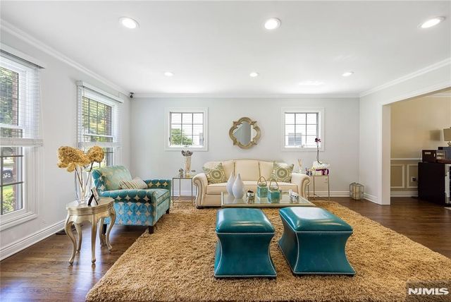 534 Alosio Drive, River Vale, NJ 07675