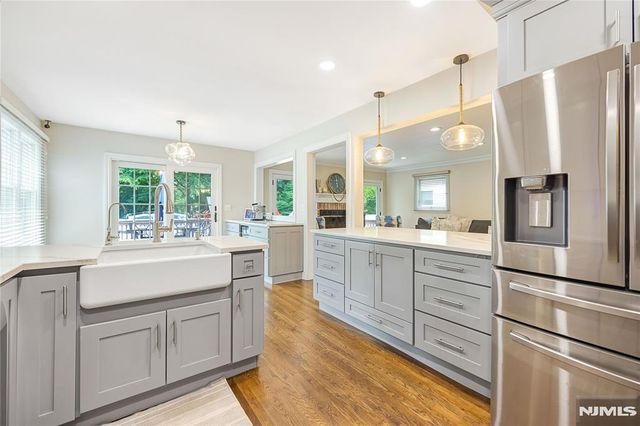 534 Alosio Drive, River Vale, NJ 07675