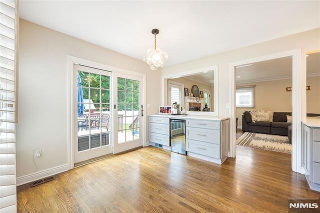 534 Alosio Drive, River Vale, NJ 07675
