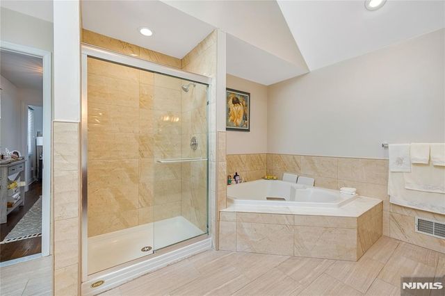 534 Alosio Drive, River Vale, NJ 07675