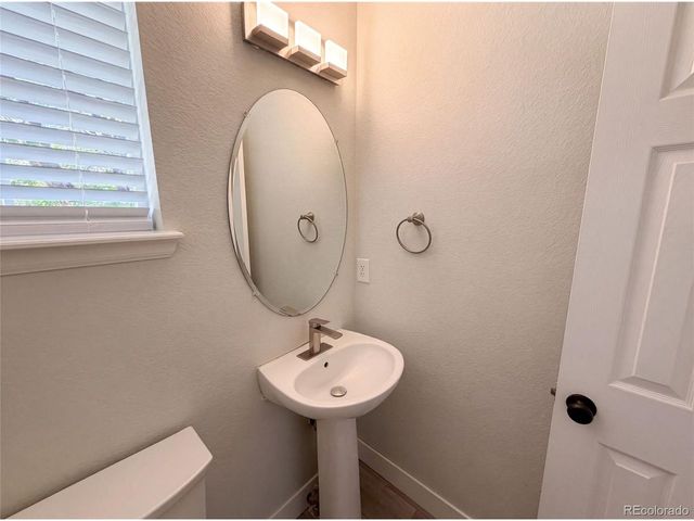 9379 W Ute Dr, Littleton, CO 80128