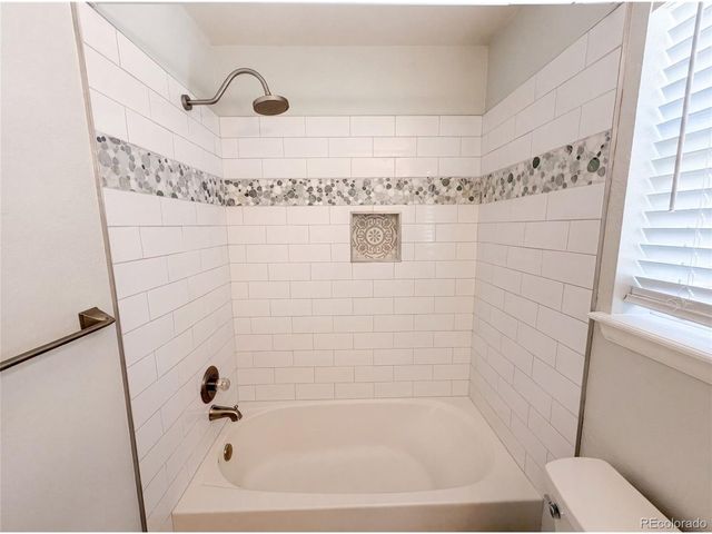 9379 W Ute Dr, Littleton, CO 80128