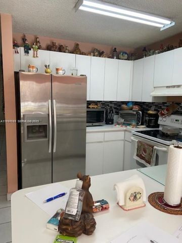 8851 NW 119th St 1113-1, Hialeah Gardens, FL 33018